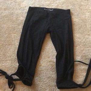 DKNY cropped leggings